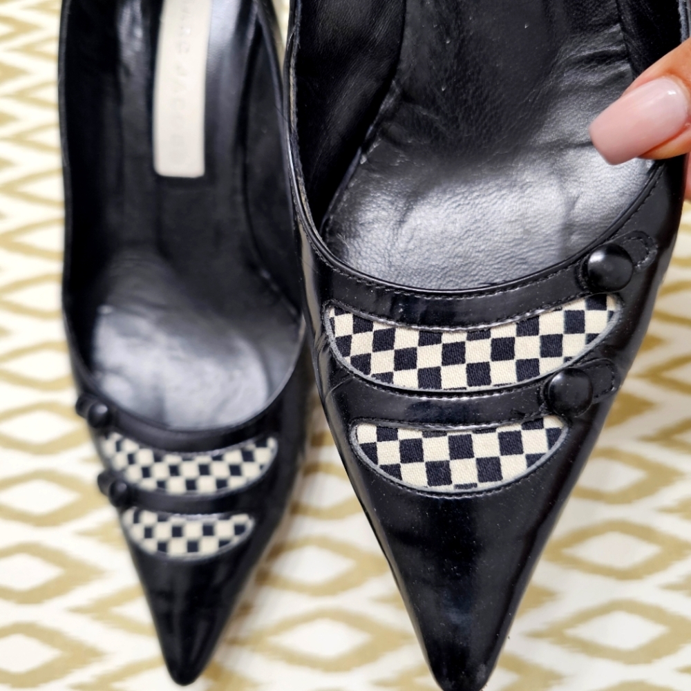 Marc Jacob's Magik Black Vintage Pumps with Box Size 8M